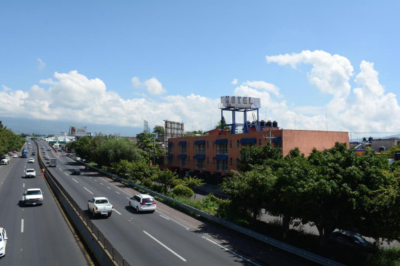Hotel en Cuernavaca Exterior foto